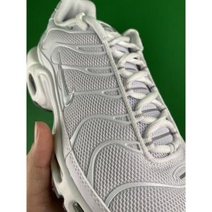 Mens Size 9.5 - Nike Air Max Plus TN Tuned Triple White Running Shoes 604133-139